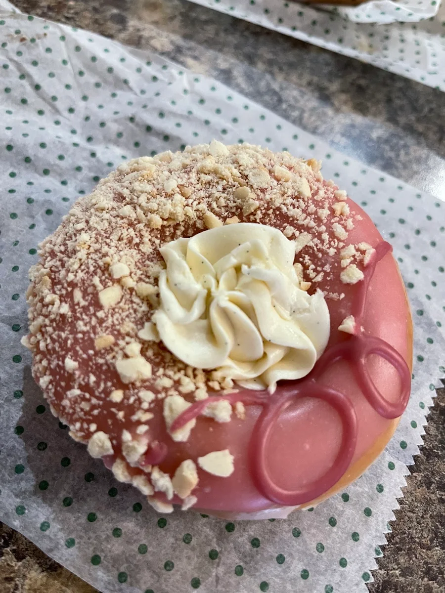Raspberry & Vanilla, Krispy Kreme Café