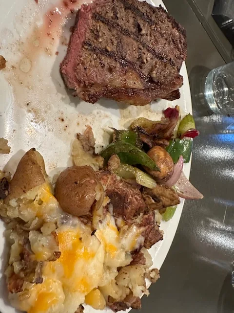 Steak with Cheezy Potatoes