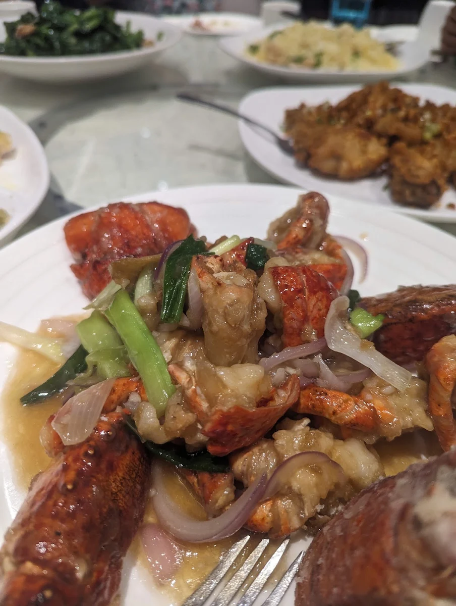 Lobster with Ginger & Onions