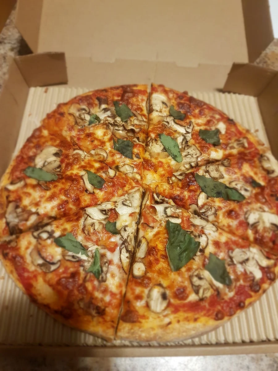 Mushroom and Basil Pizza