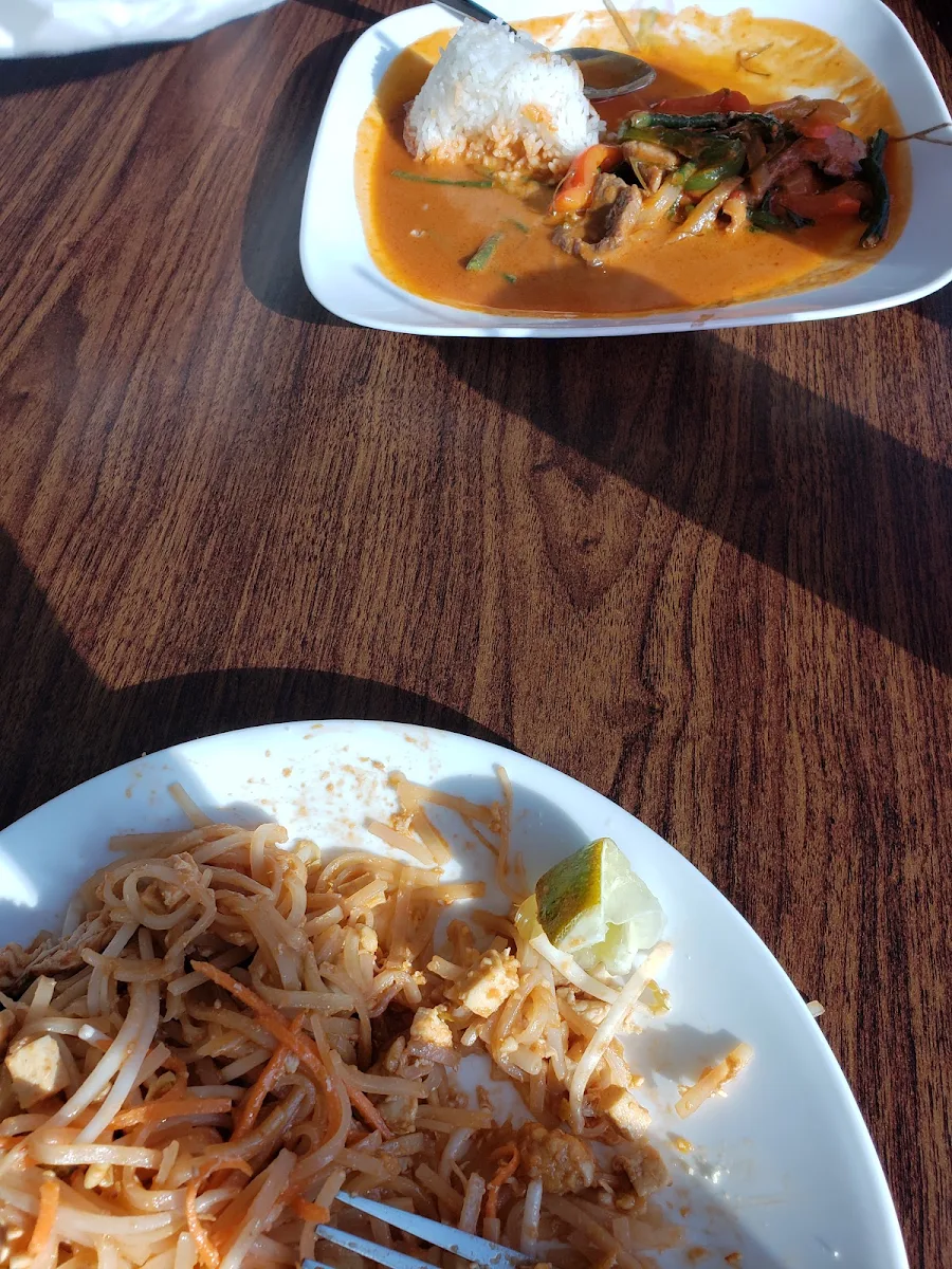 Beef Penang Top and Chicken Pad Thai