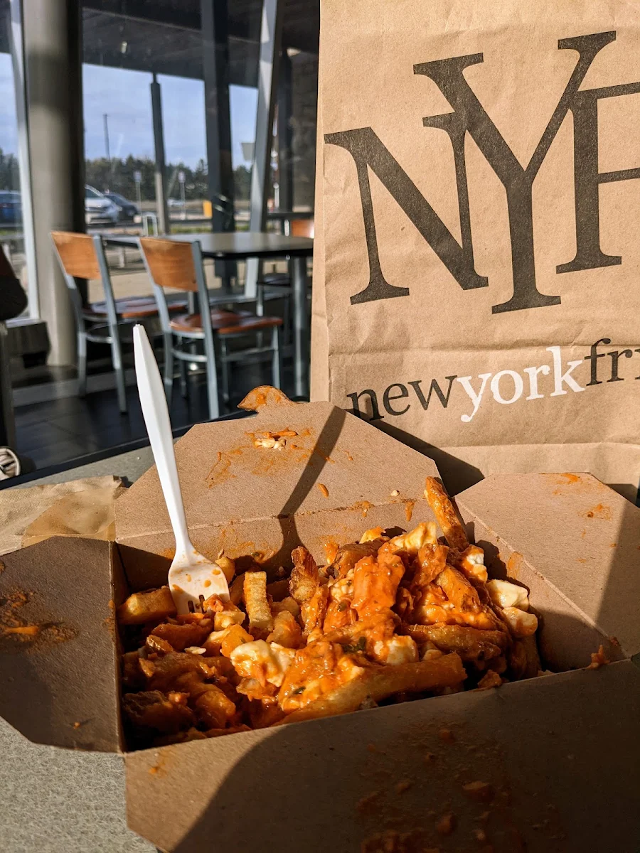 Butter Chicken Poutine