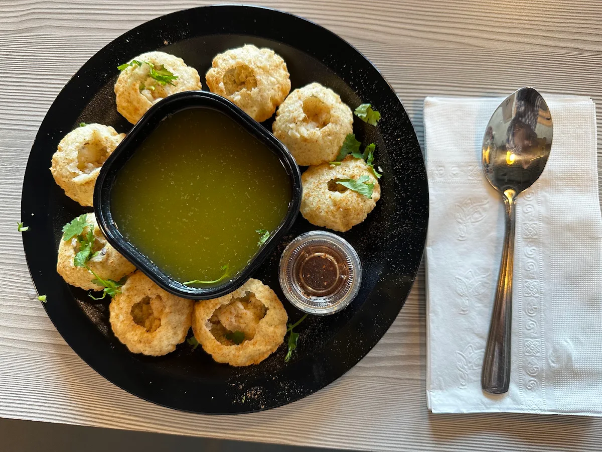 Aloo Tikki Platter