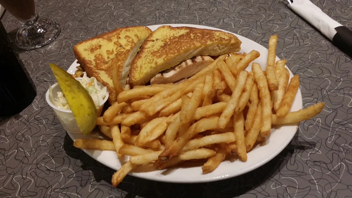 Grilled Cheese Deluxe