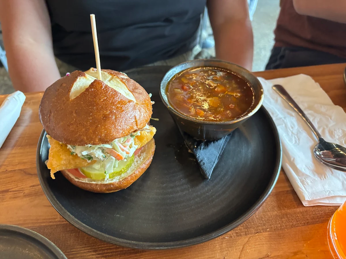 Pike Burger