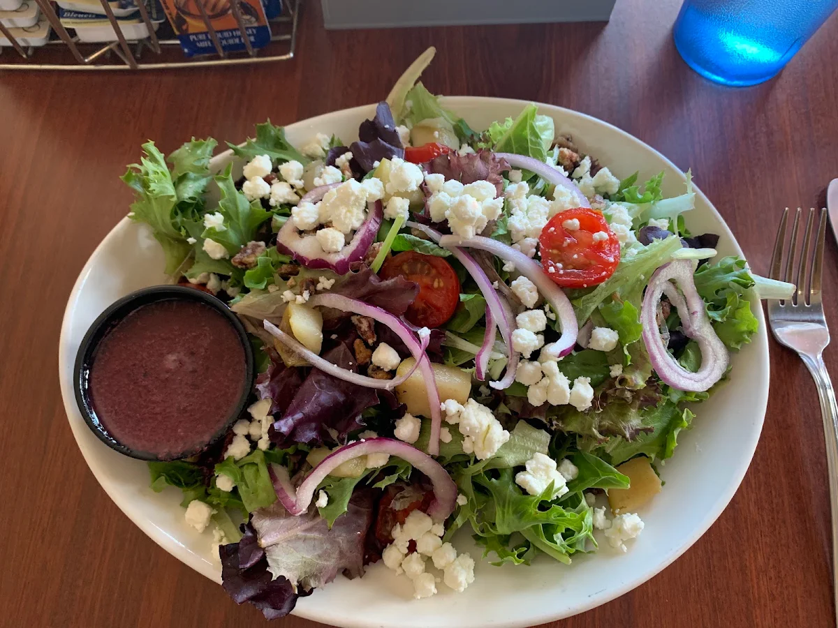Walnut Salad, The Crow's Nest Lounge