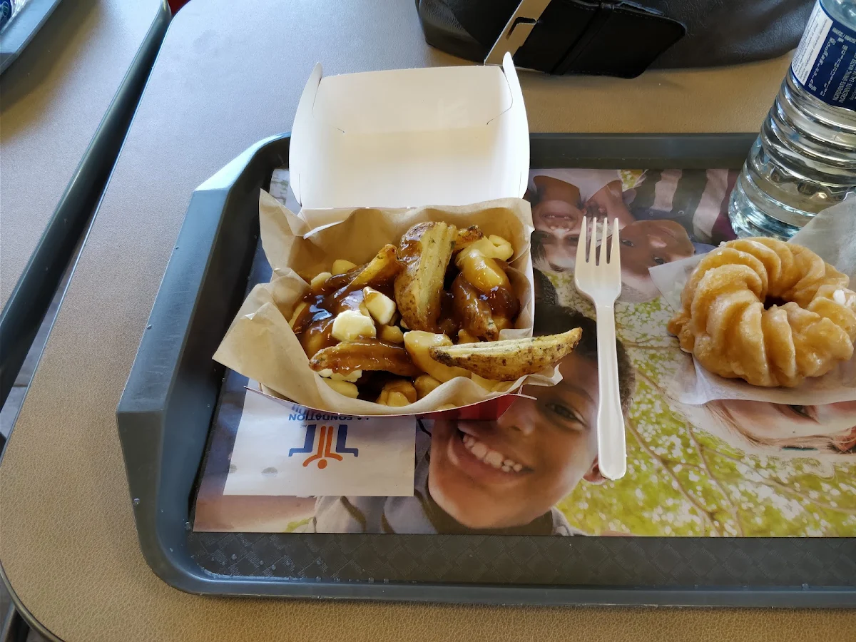 Poutine, Tim Hortons
