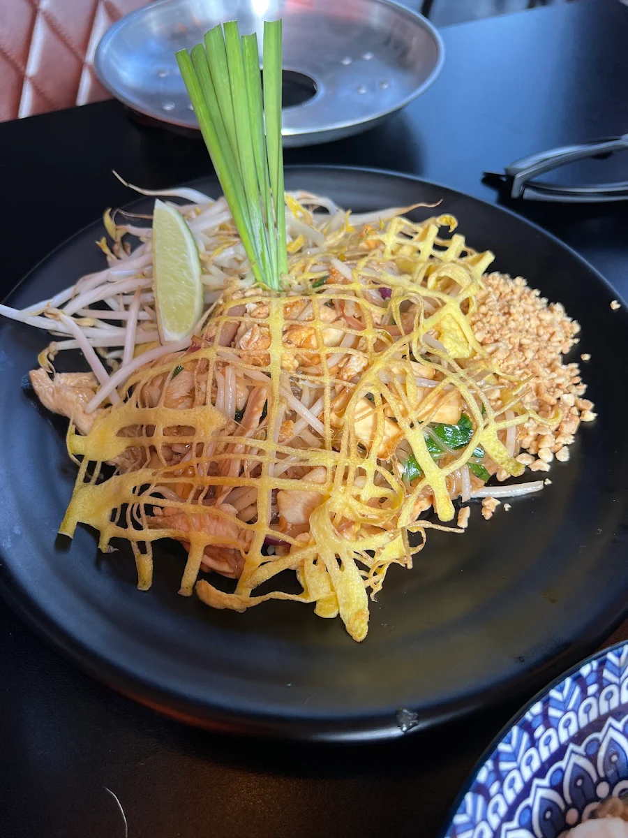Chicken Pad Thai