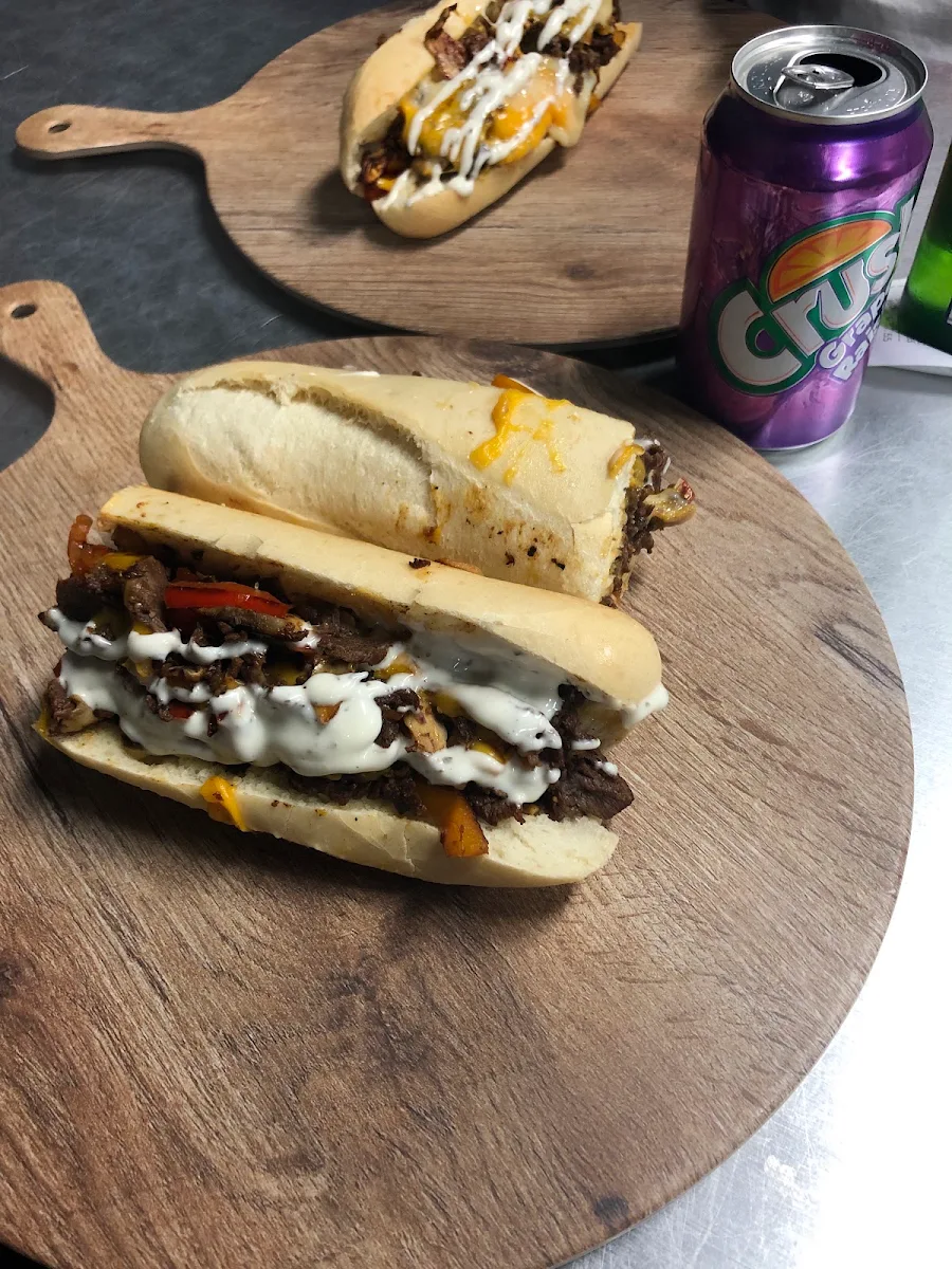 Cheese Topped with Pulled Beef