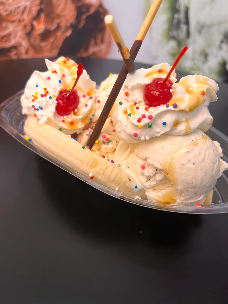 Highlights, Sharon's Ice Cream