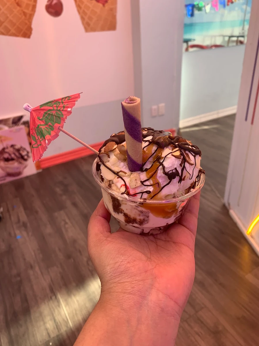 Highlights, Sharon's Ice Cream
