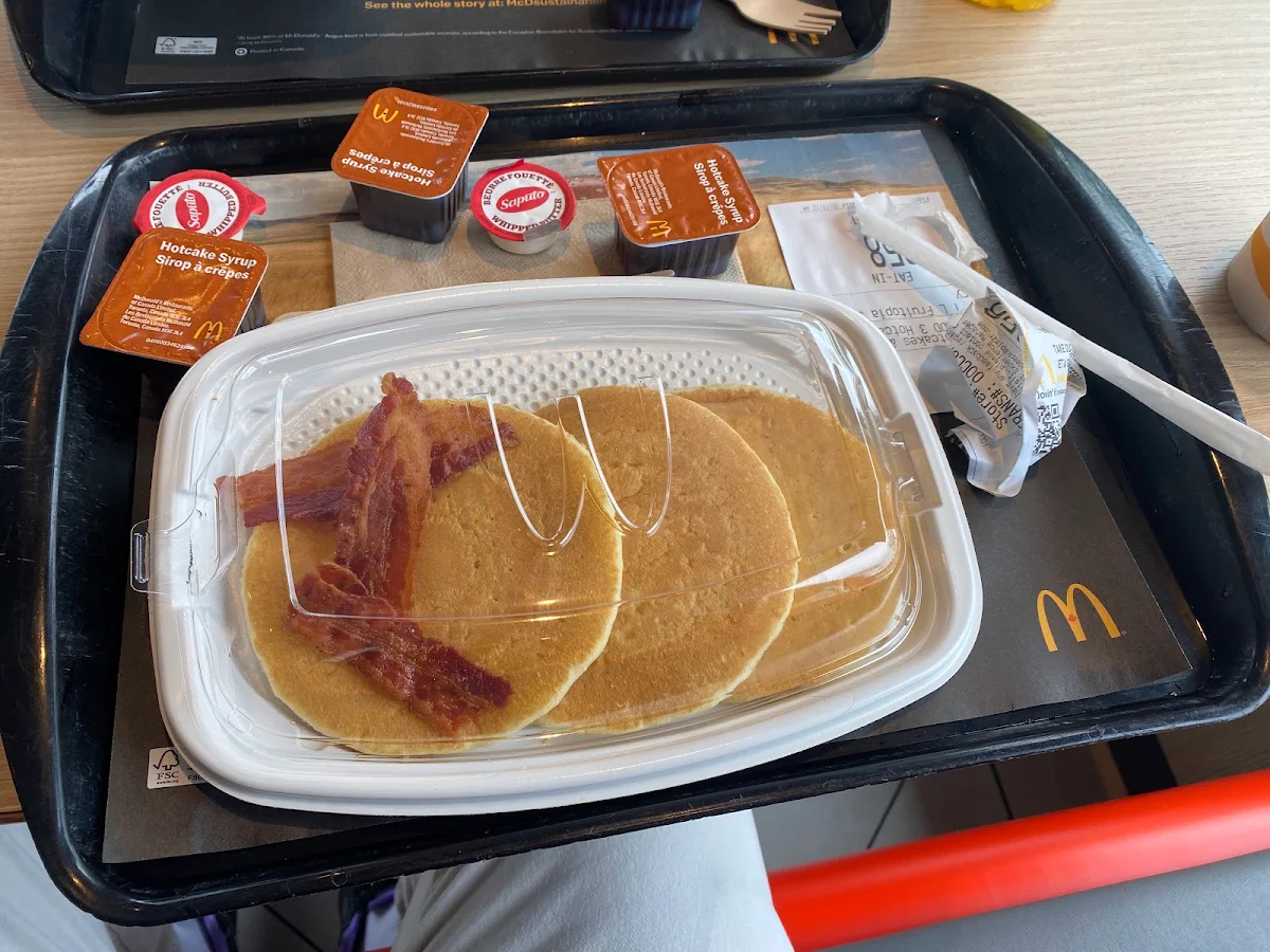 Hotcakes Happy Meal