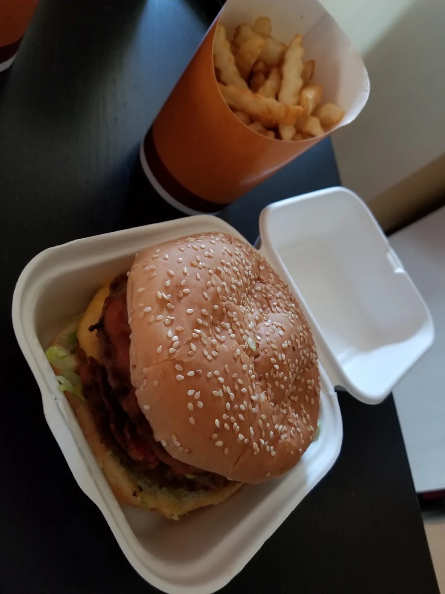 Dad Burger and Small Fries