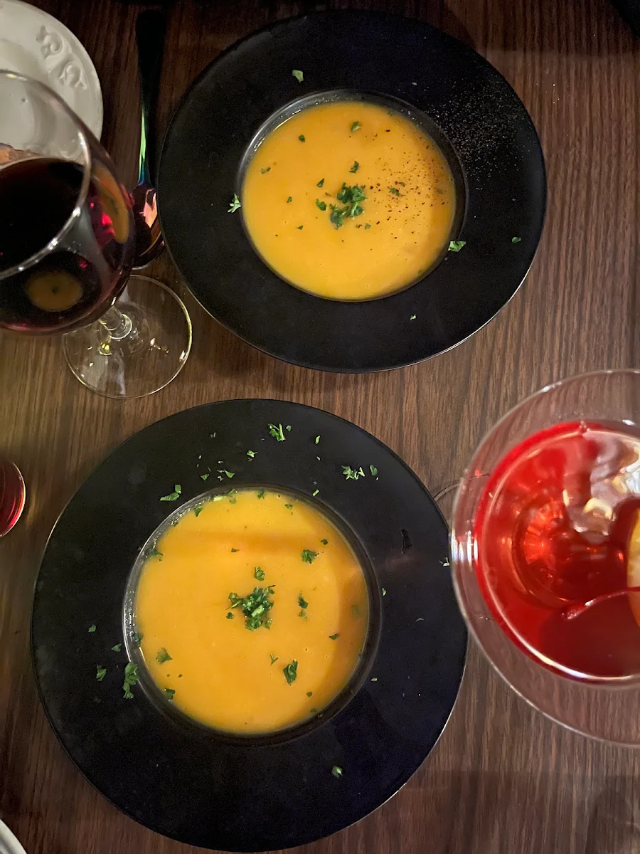 Soupe de Jour Soup Of The Day