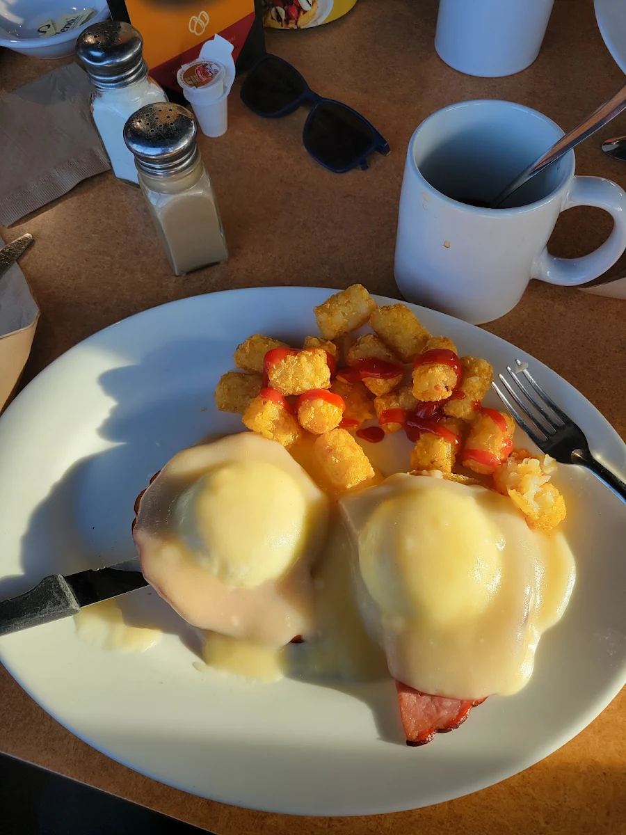Traditional Eggs Benedict