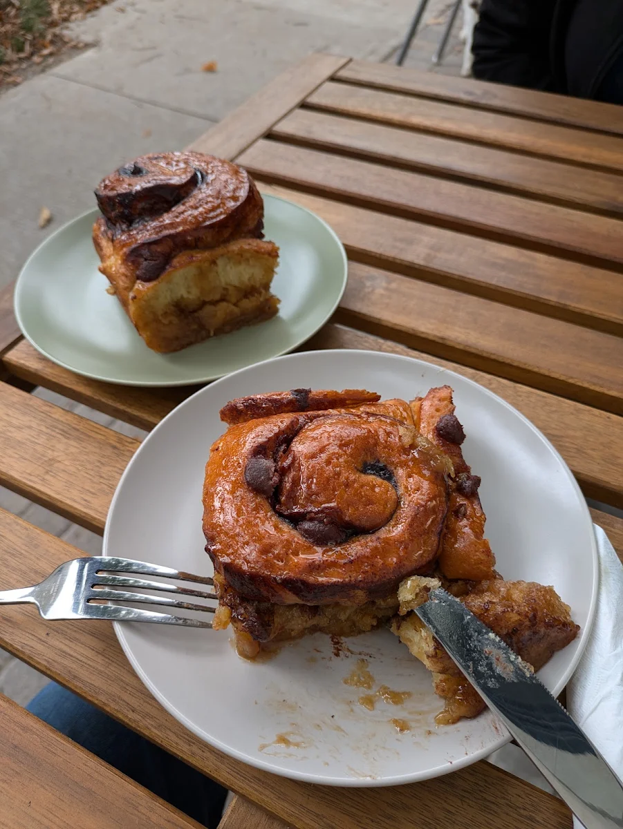Cinnamon Roll Apple Bottomless Mimosa