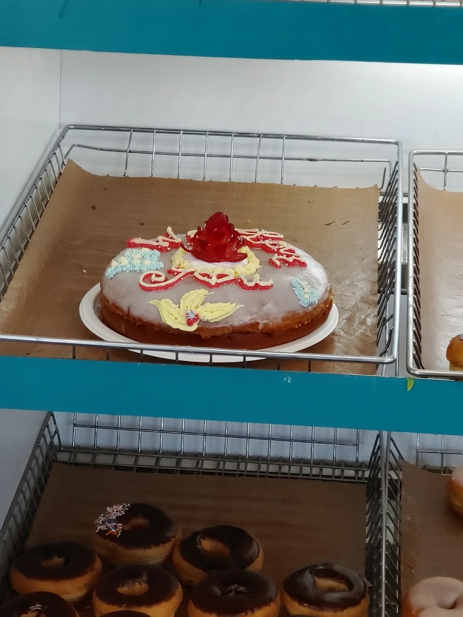 Donut Cake