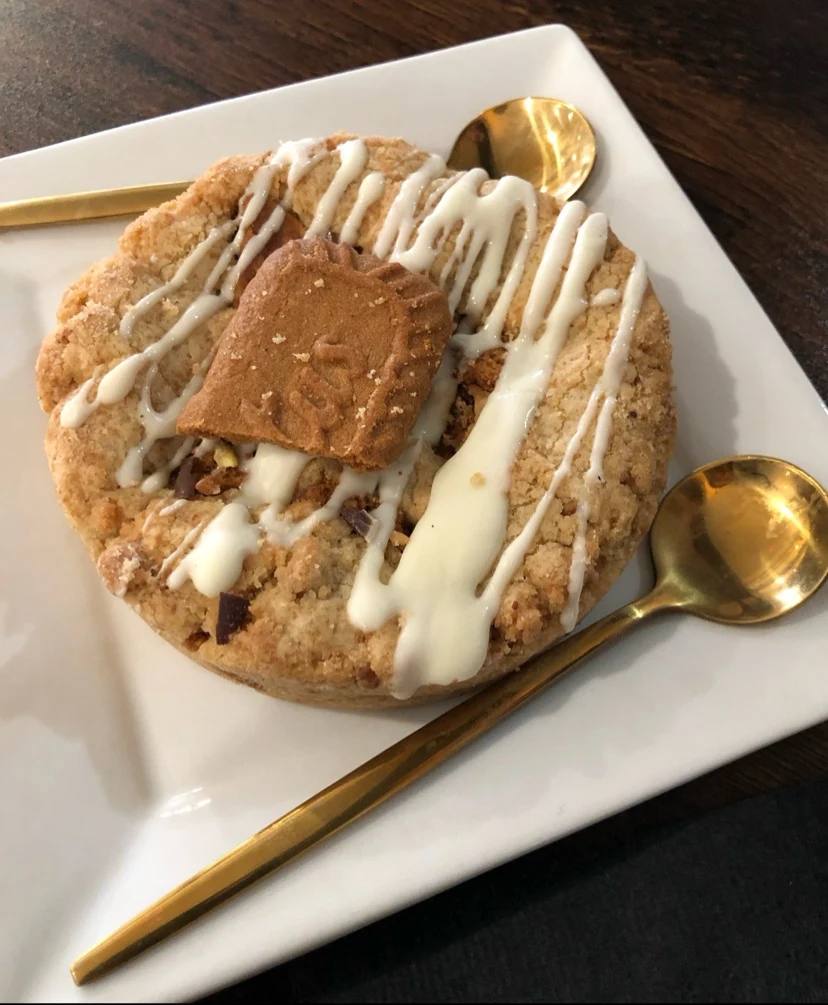 Lotus Biscoff Cake