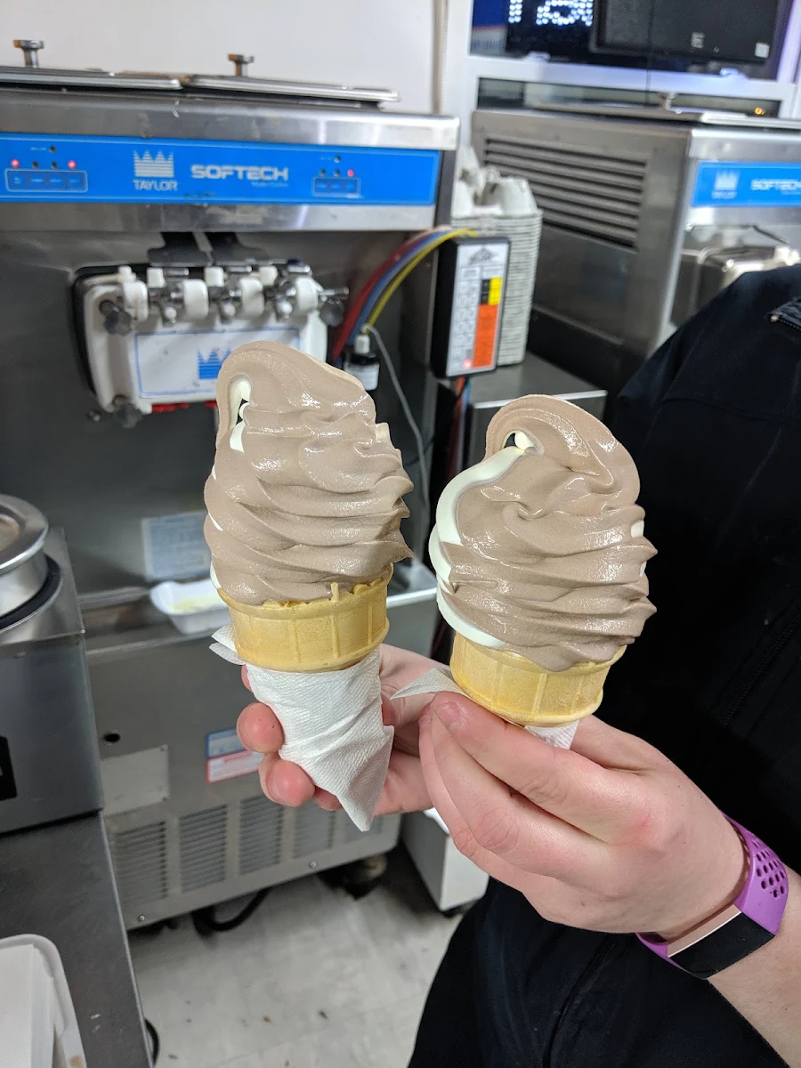 Hard & Soft Serve Ice Cream