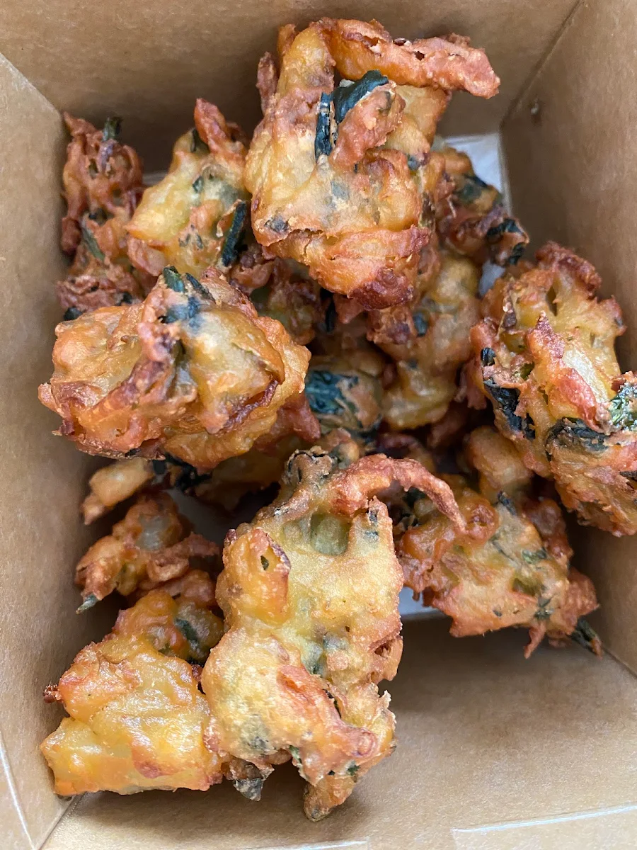 Vegetable Pakora 1 lb with Chutney