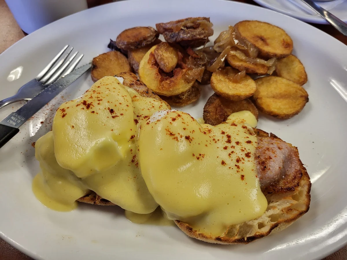 Eggs Benedict or Florentine
