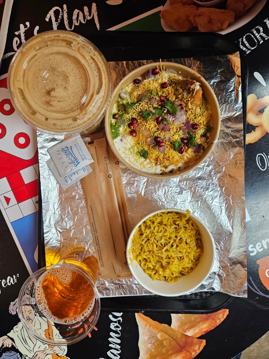 Maggi Masala Papdi Chaat