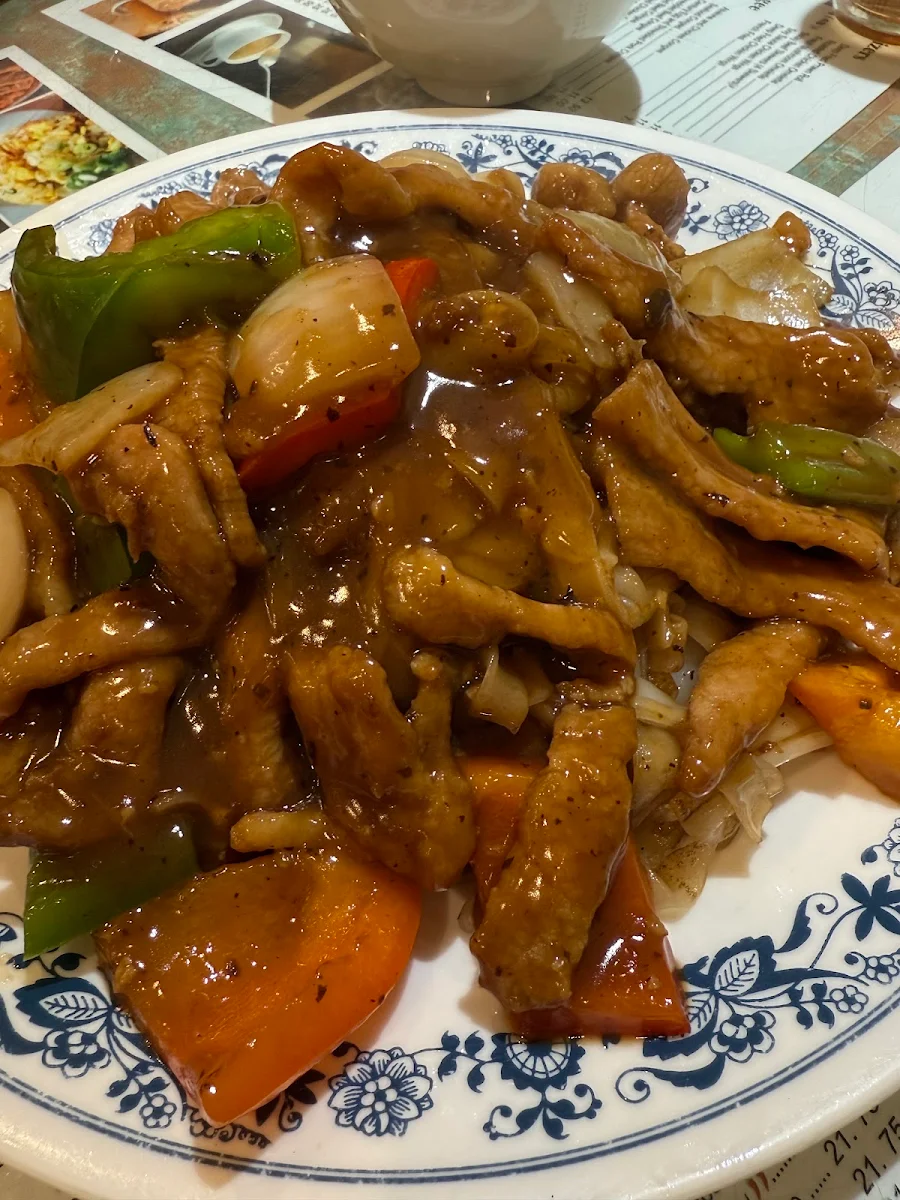 Black Bean Pork Jowl Rice Noodle