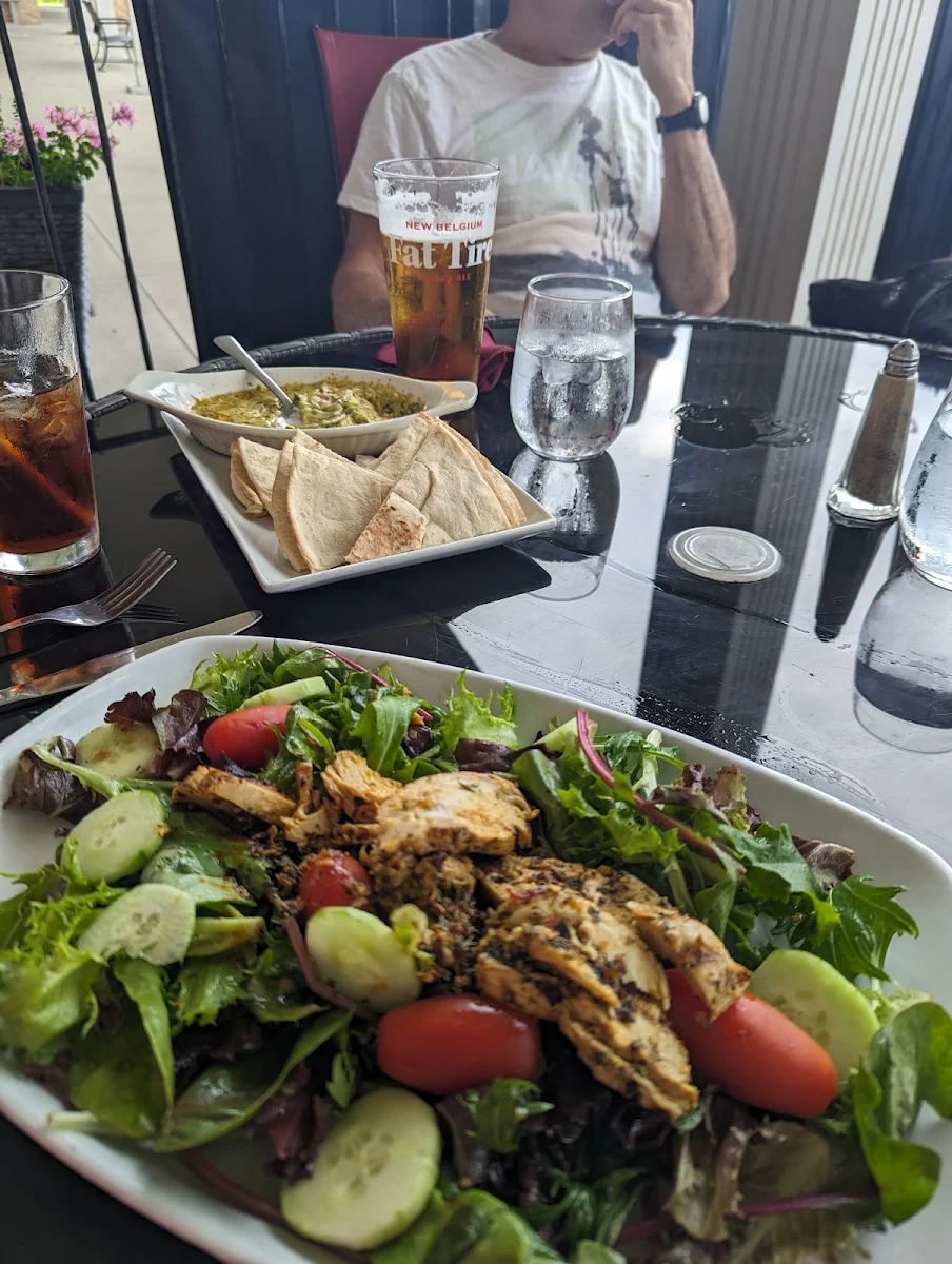 Spicy Chicken Garden Salad