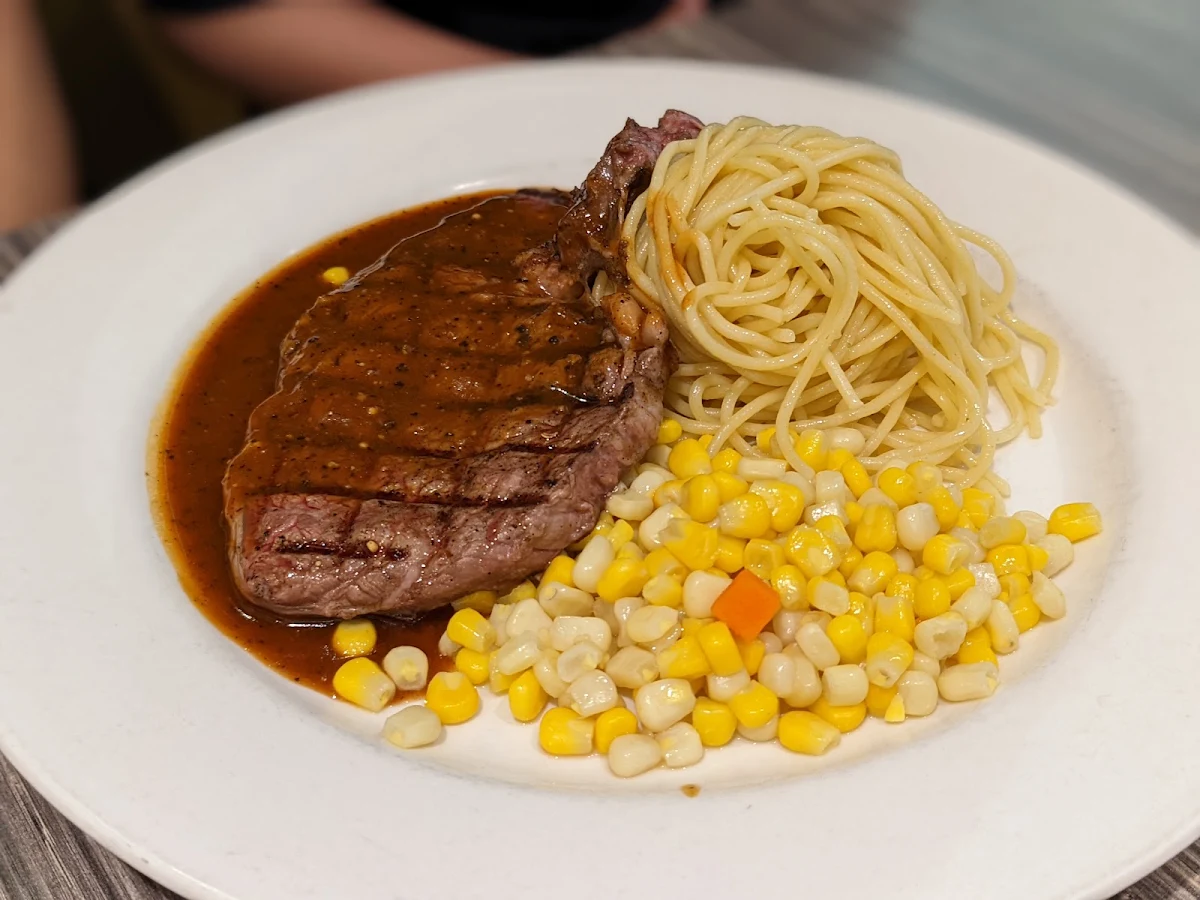 Sirloin Steak with Spaghetti