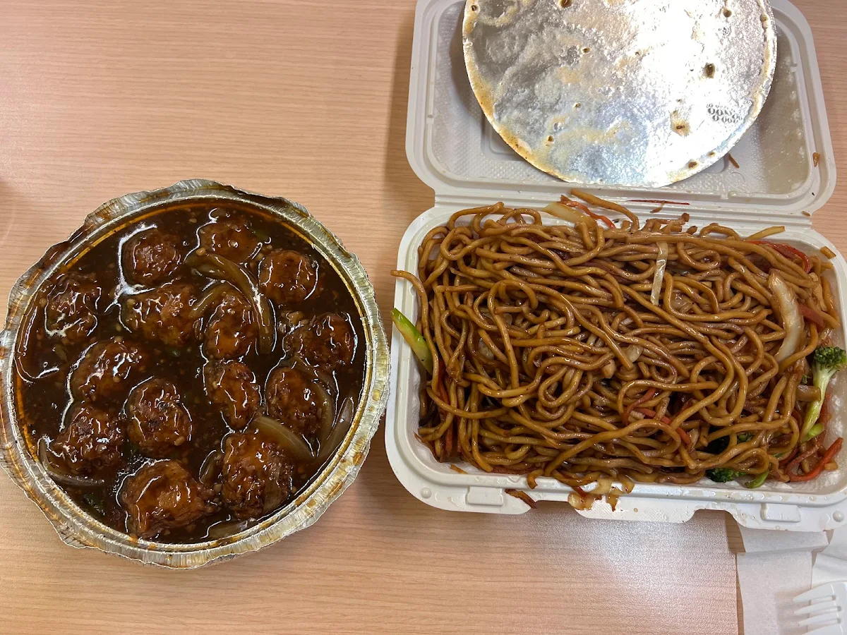 Veg Manchurian Soup