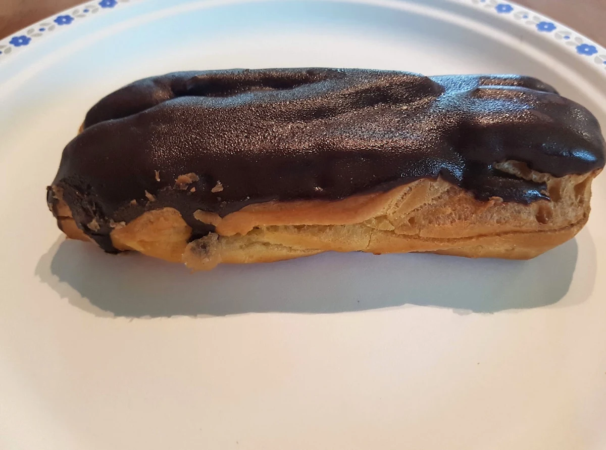 Chocolate Éclair
