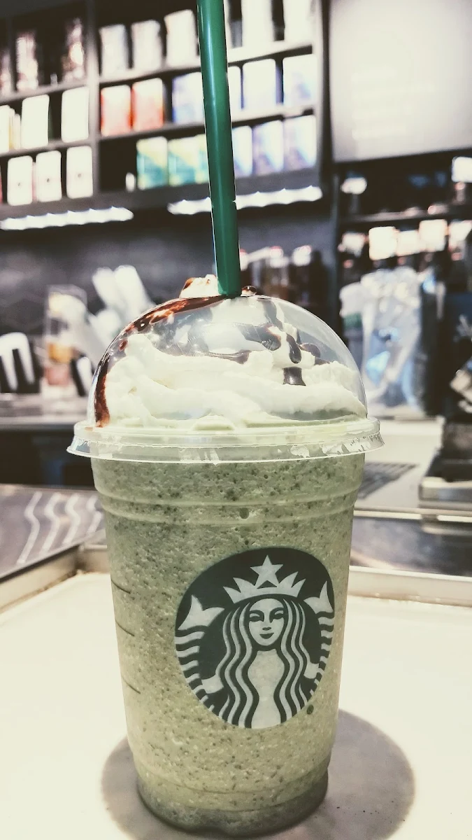 Matcha Frappe Avec Pépites de Chocolat