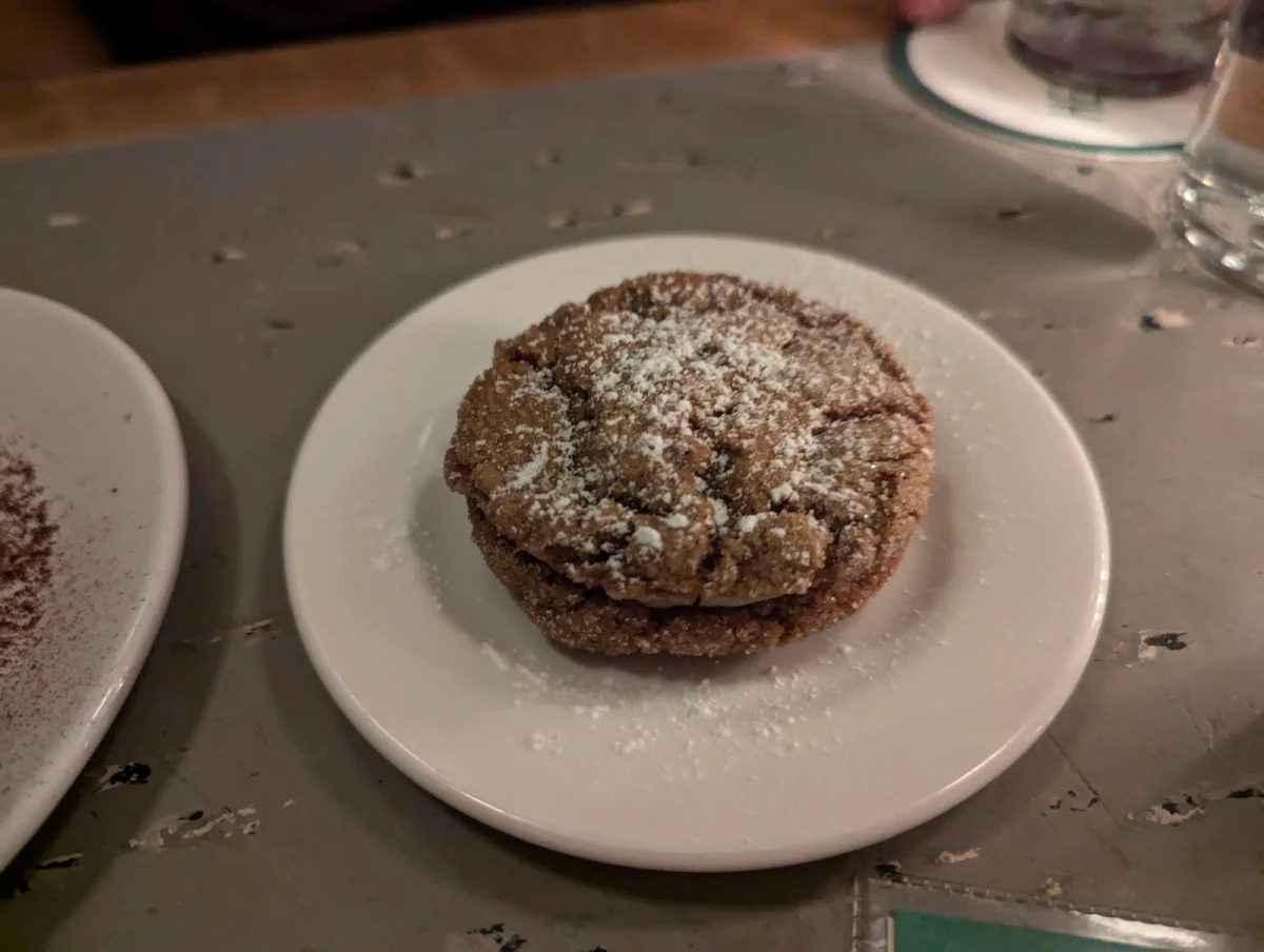 Cookie, Bar Henrietta
