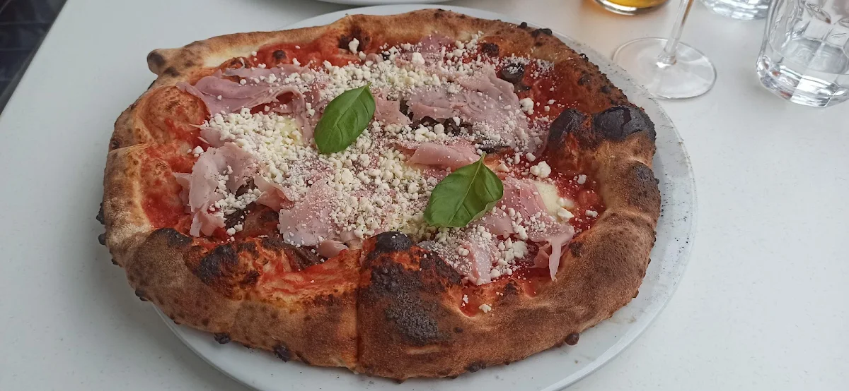 Prosciutto Prosciutto Pizza