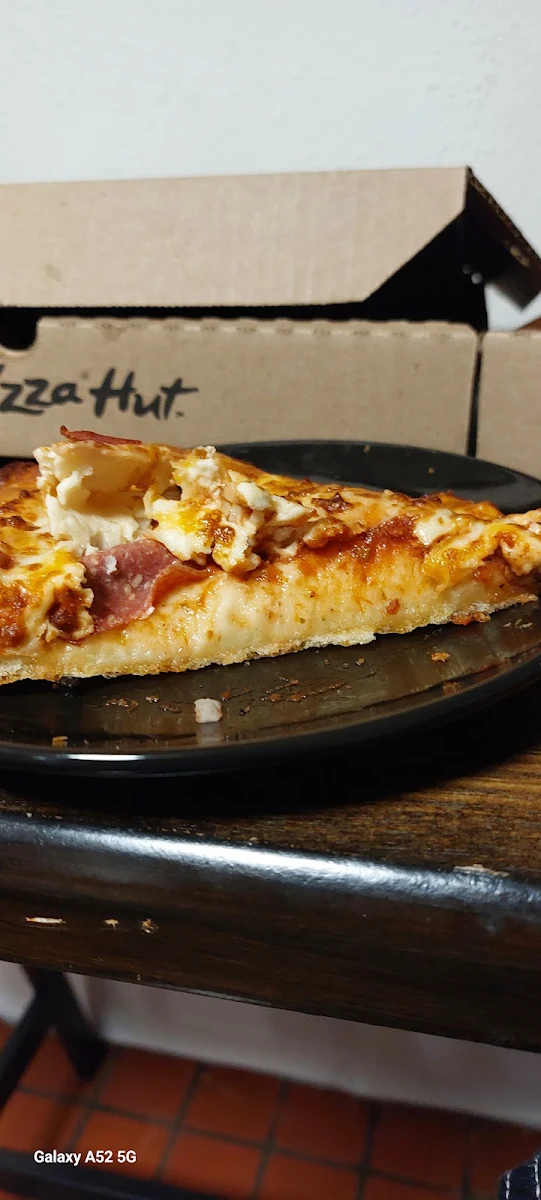 Highlights, Pizza Hut