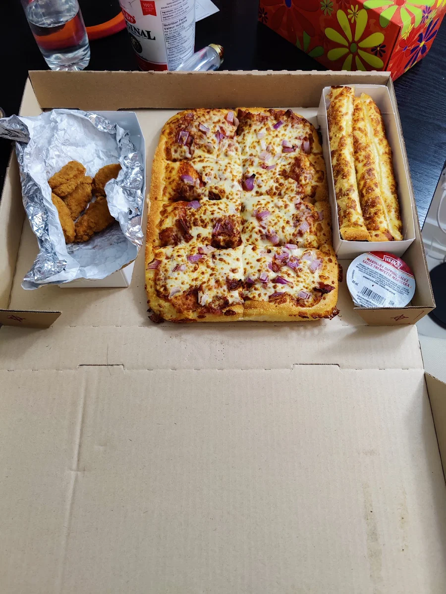 Highlights, Pizza Hut