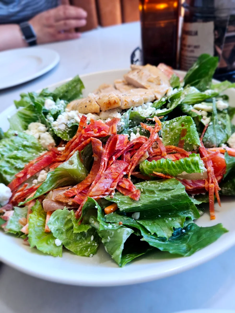 Famoso Salad