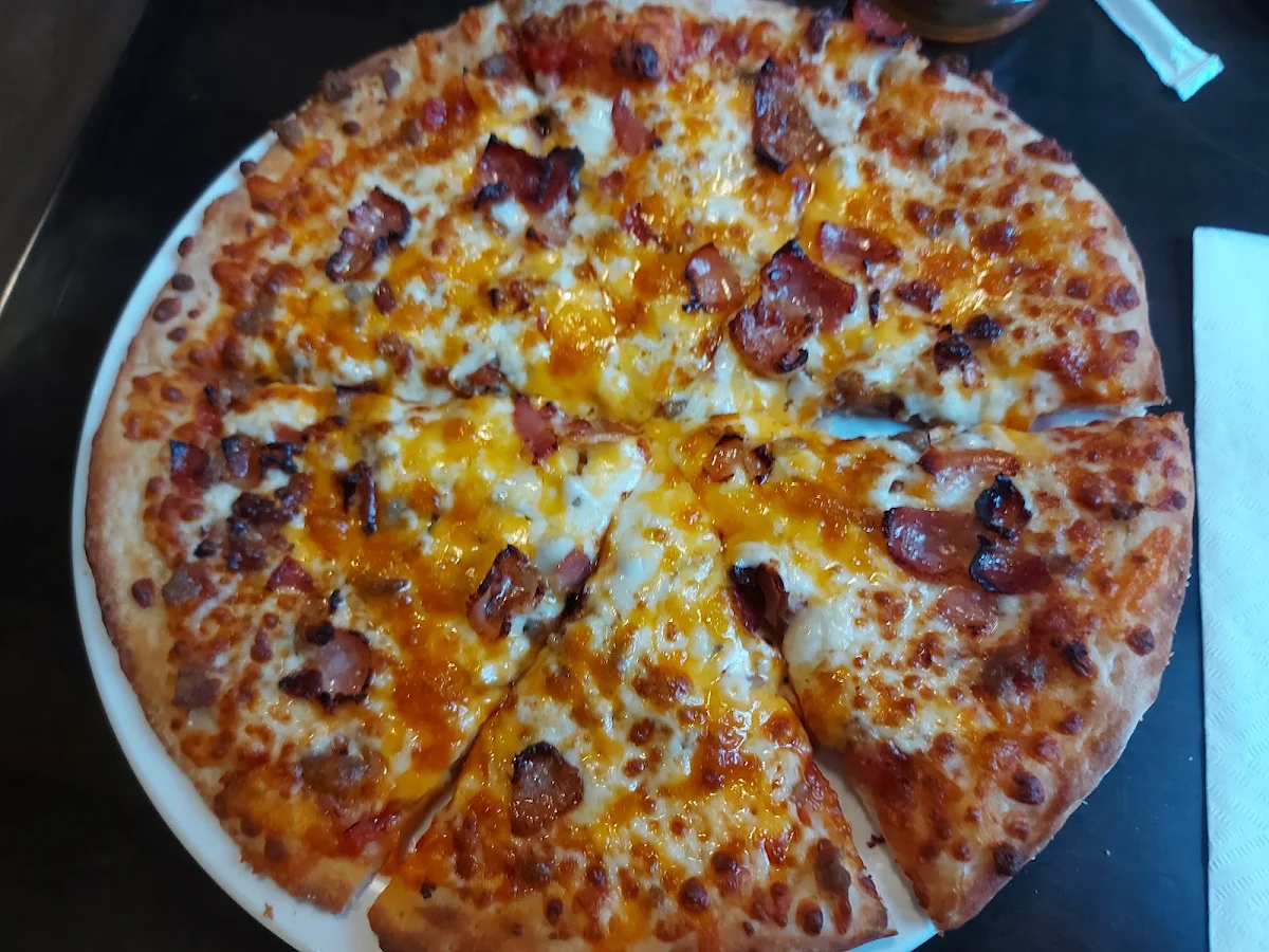 Bacon Cheeseburger Pizza