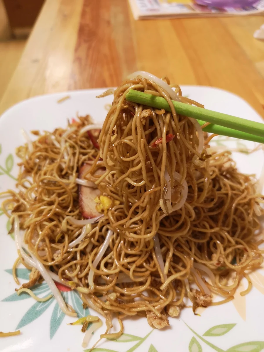 BBQ Pork Lo Mein