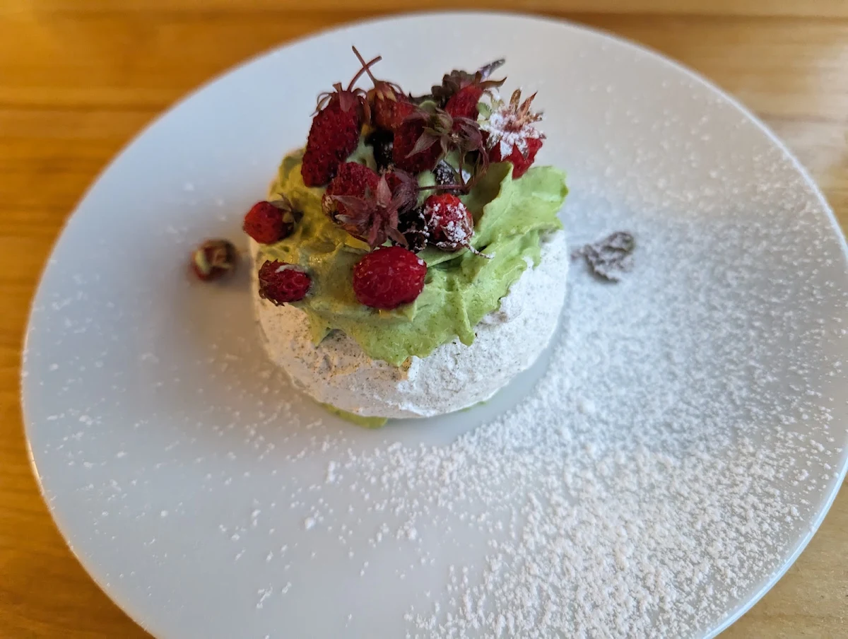 Sweet Fern Pavlova Wild Mint Cream Wild Strawberries Ground Ivy