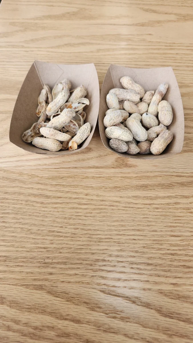Free Peanuts, Five Guys