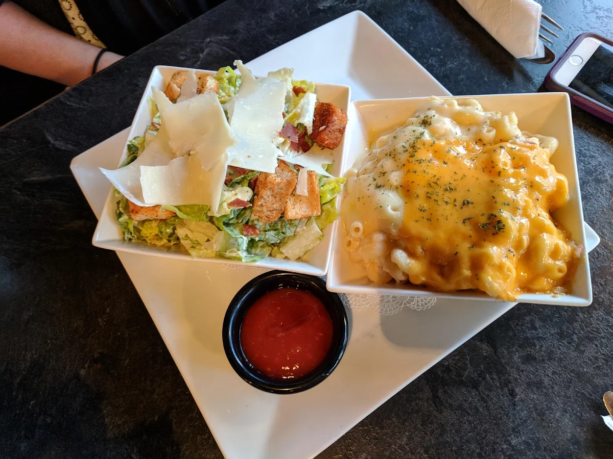 Crab Mac N Cheese