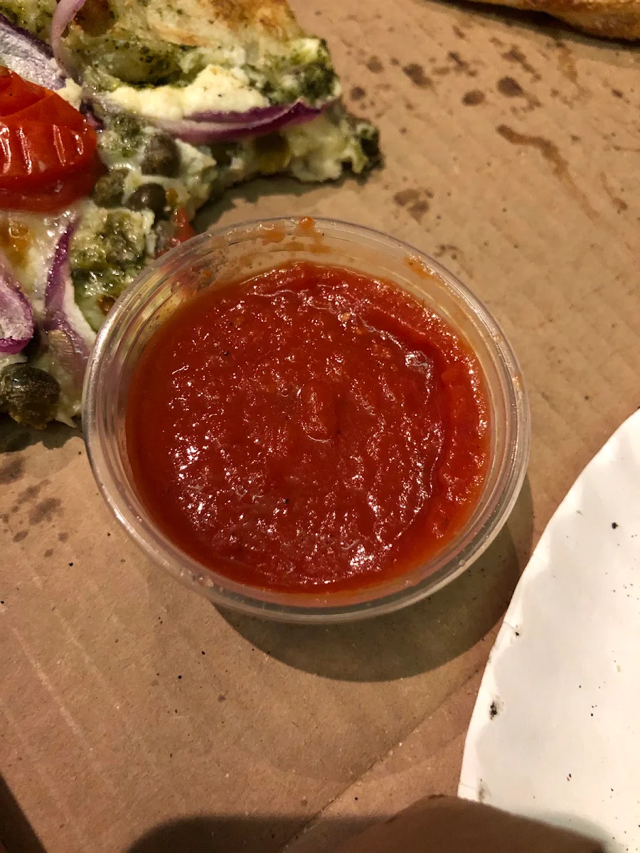 Garlic Aioli Hot Sauce Marinara Sauce BBQ Chilli Flakes Chilli Oil