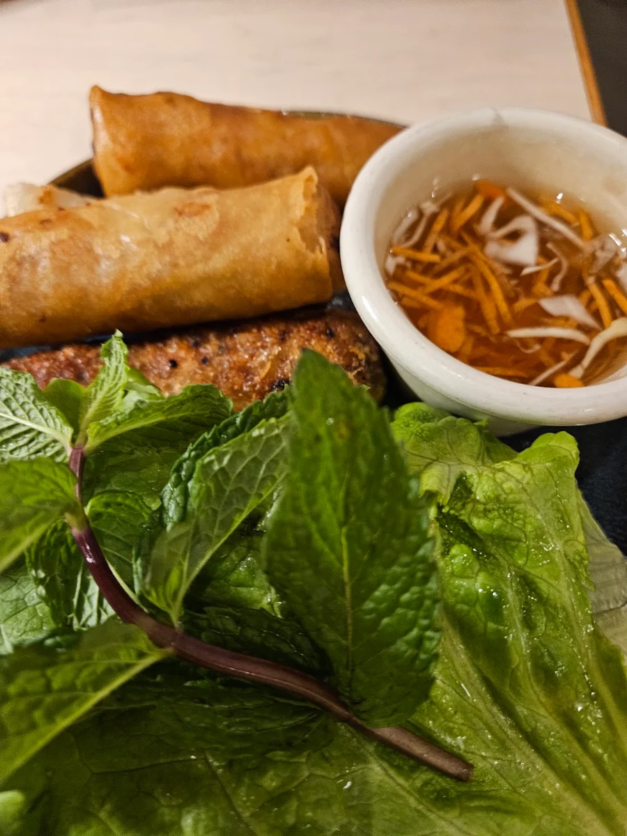 Gỏi Cuốn
