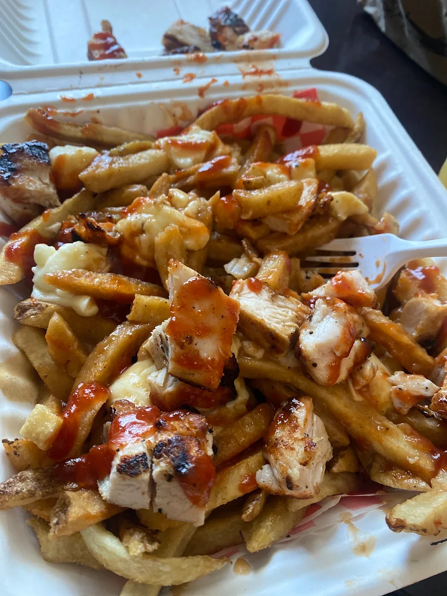 BBQ Chicken Poutine