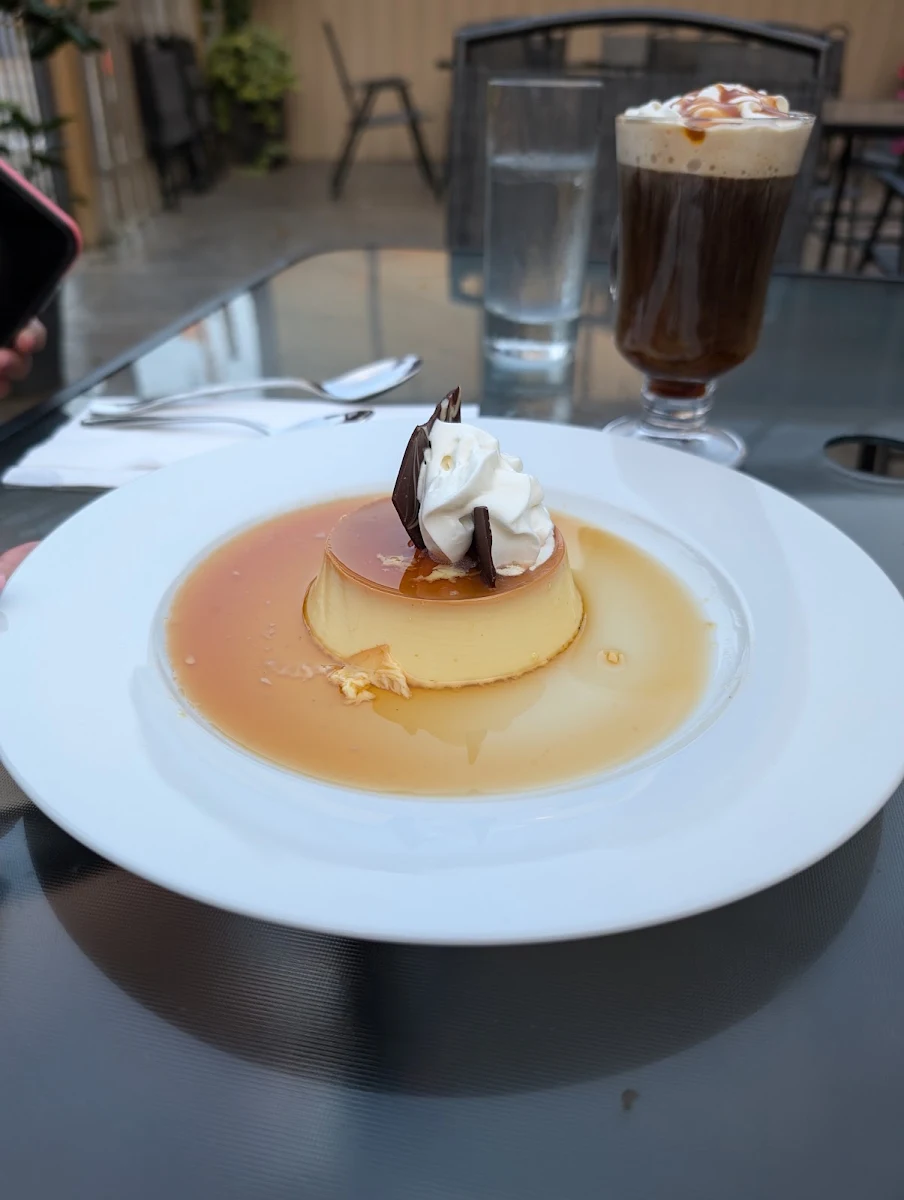 Salted Caramel Cheesecake