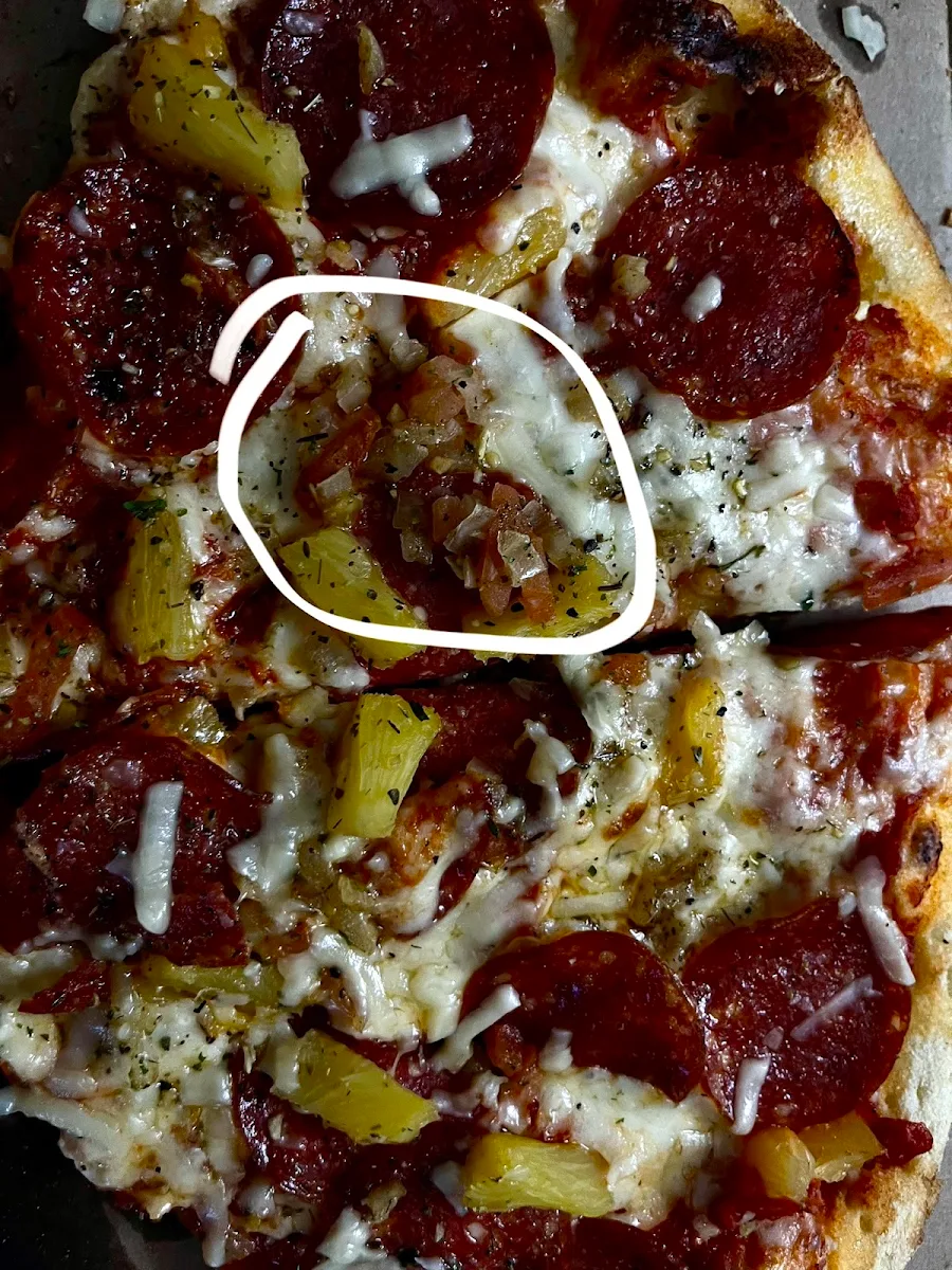 Keto Pepperoni Pizza