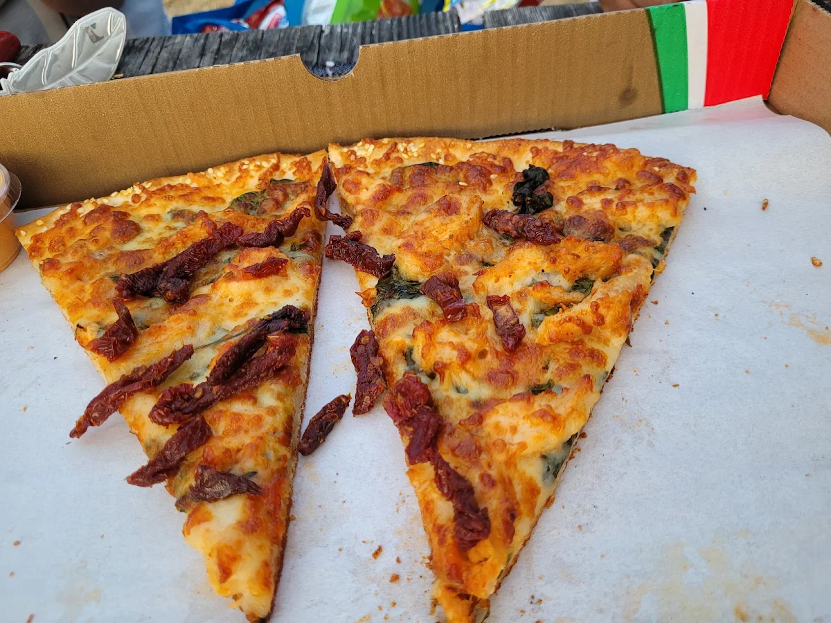 Bacon Cheeseburger Pizza