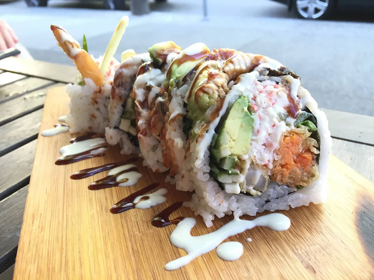 Mountain Roll 6 Pieces