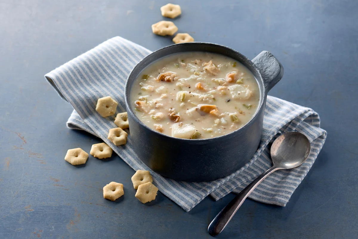 Old Fashioned New England Clam Chowder
